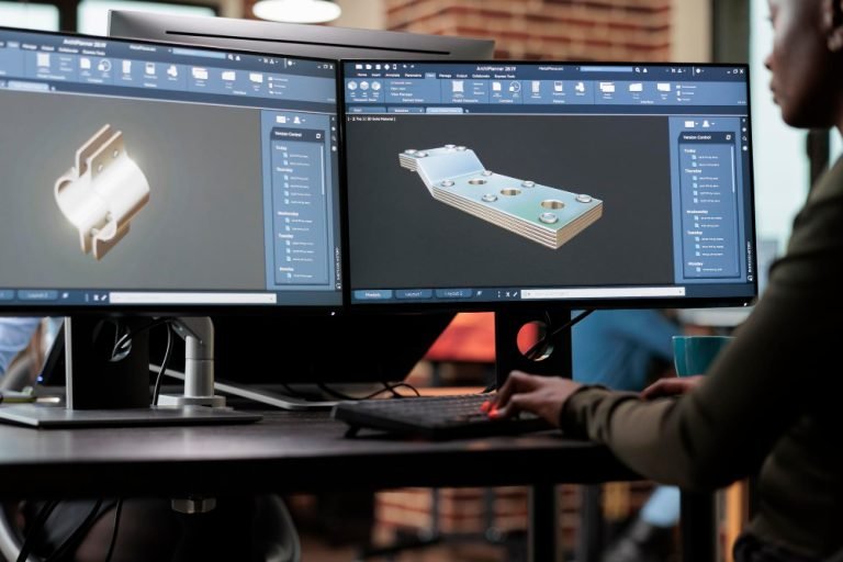 Student designing 3D mechanical parts using CAD software during CNC programming training at the Institute of Machine Tool Technology (IMTT) Mississauga.